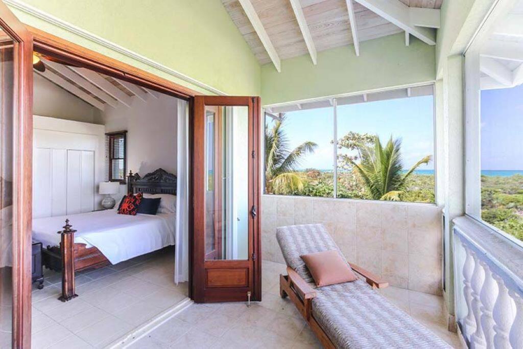 Pelican Paradise Villa - Leeward Beach Grace Bay Exterior foto