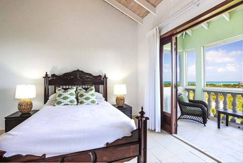 Pelican Paradise Villa - Leeward Beach Grace Bay Exterior foto