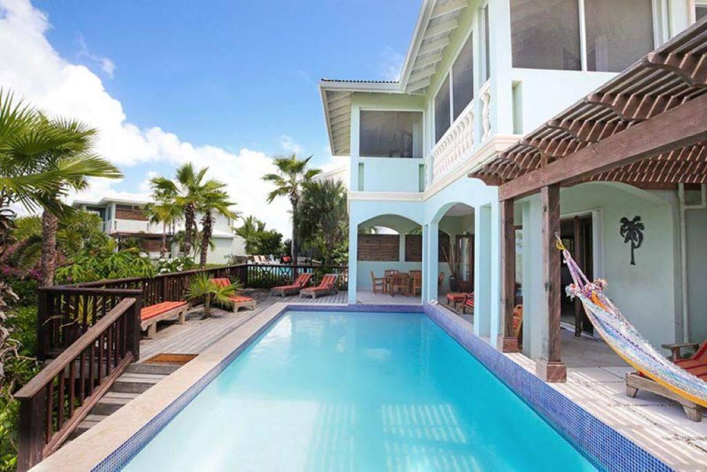 Pelican Paradise Villa - Leeward Beach Grace Bay Exterior foto